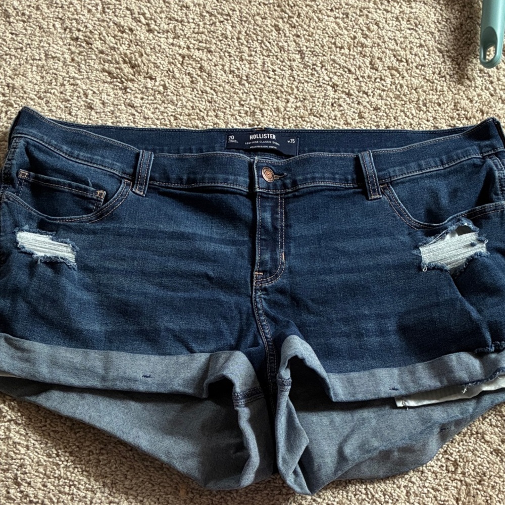 Hollister Women's Dark Wash Jean Shorts